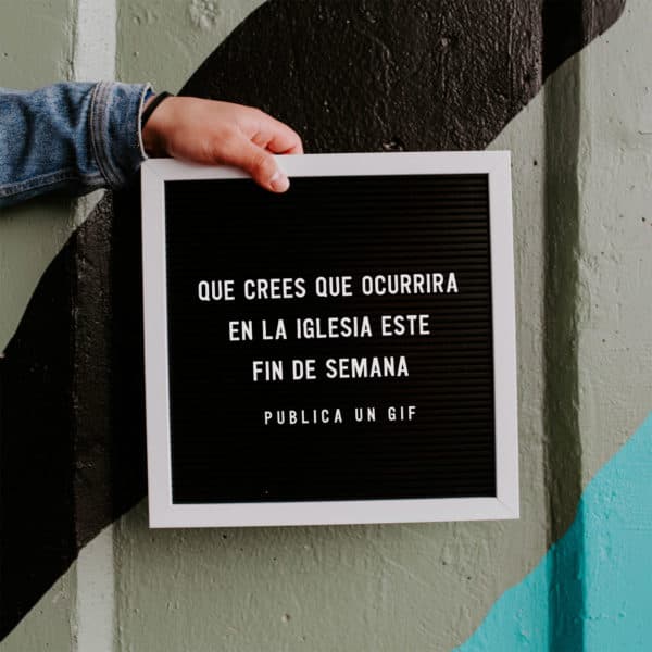 ¿Qué crees que ocurrirá en la iglesia este fin de semana? Publica un gif.