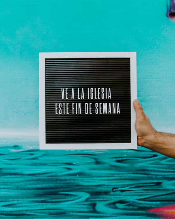 Ve a la iglesia este fin de semana