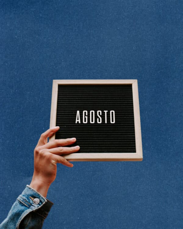 Agosto