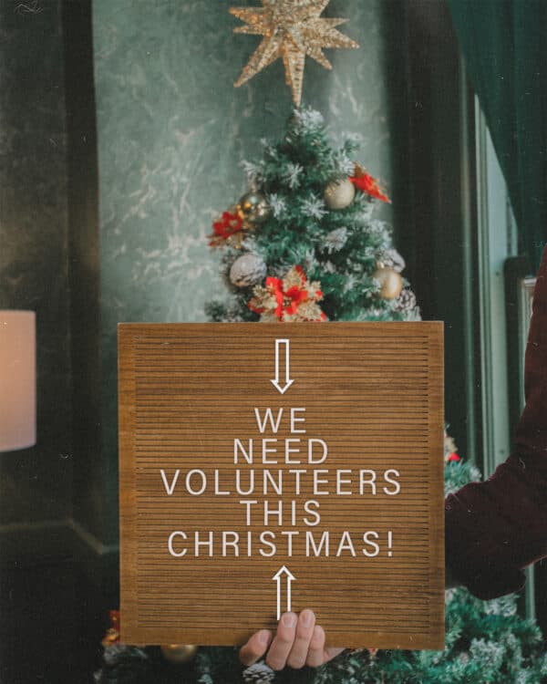 We need volunteers this Christmas!